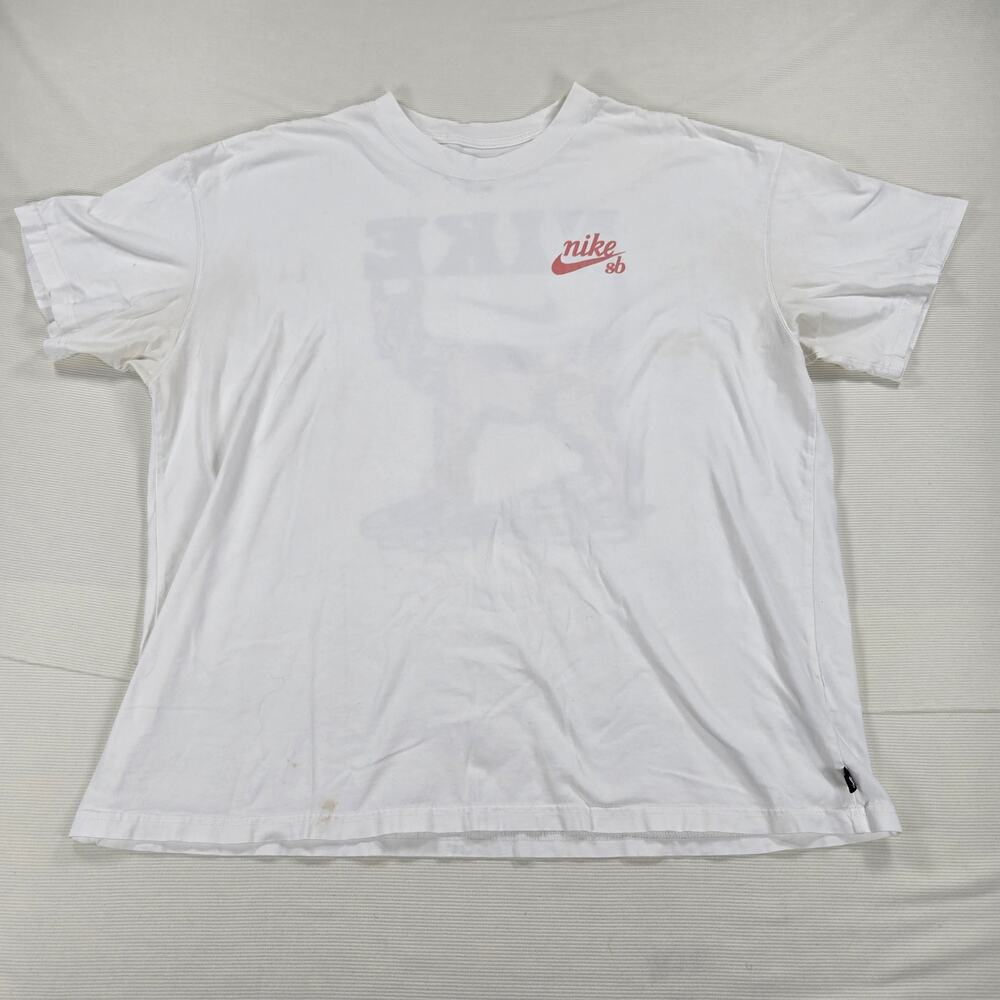 Nike Skateboarding SB White Dog Shoes Graphic T-Shirt Men's Size XL